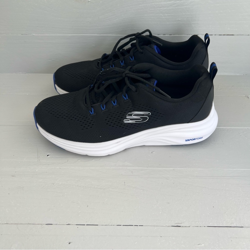 Skechers Men's Air Cooled  Vapor Foam Sz 11 Sneakers Black Walking